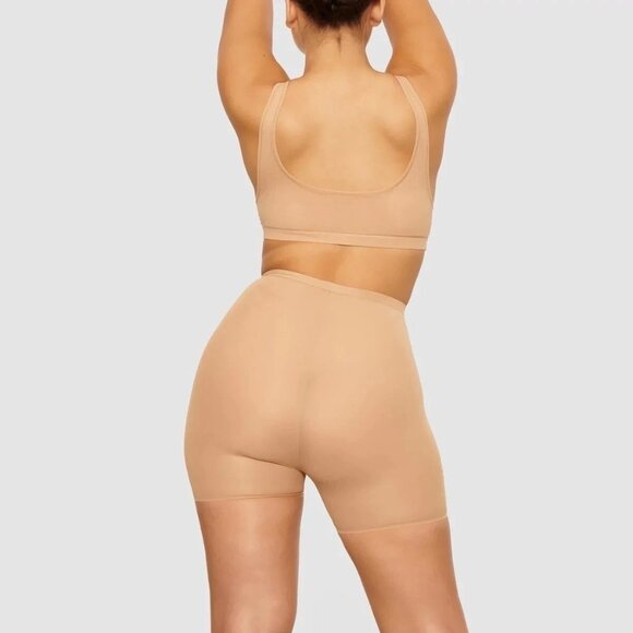 Skims Jelly Sheer Scoop Neck Bralette in Clay, Size Medium - Picture 3 of 6